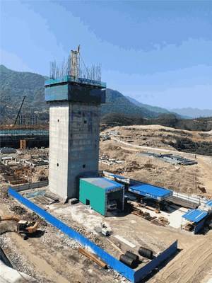 山西陽泉鍋爐磚煙筒防腐材料更新改造找宏順建設(shè)